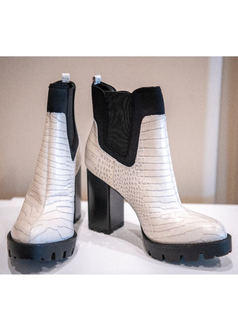 Charles David "Grady" - White/Black Leather Platform Ankle Boots Croc Embossed